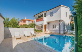1 Bedroom Awesome Apartment In Valbandon